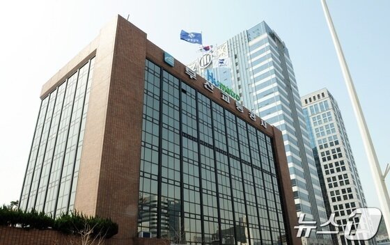 부산교통공사 여성 샤워실서 '불법 카메라' 발견…40대 직원 범인(종합) 이미지